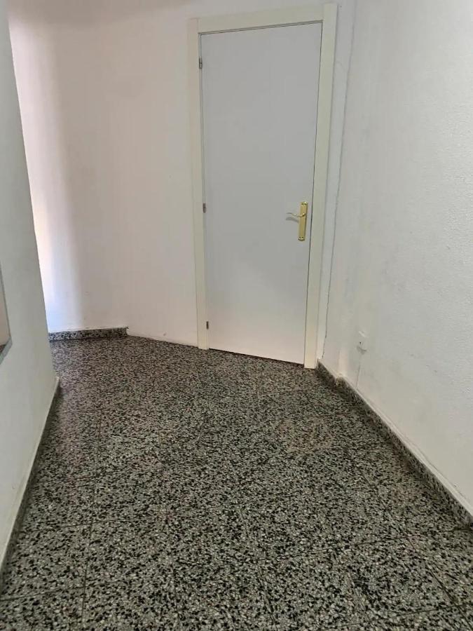 Apartamento De Habitaciones Privadas En El Centro De Málaga Eksteriør billede