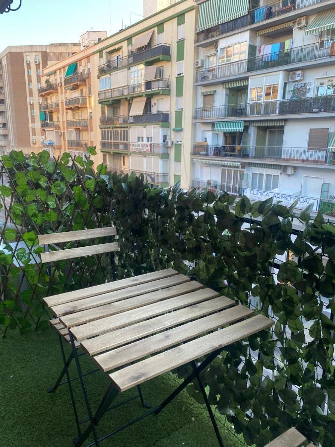 Apartamento De Habitaciones Privadas En El Centro De Málaga Eksteriør billede