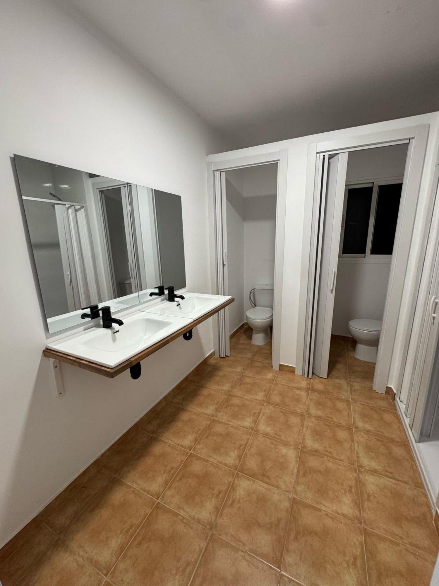 Apartamento De Habitaciones Privadas En El Centro De Málaga Eksteriør billede